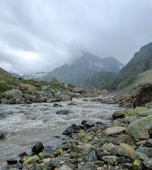 How is Weather Like on Hampta Pass Trek Route?