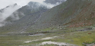 What It’s Really Like Trekking Hampta Pass in Monsoon Fog