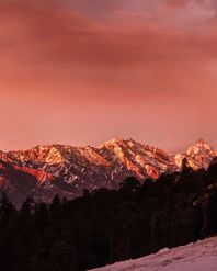 Why Kedarkantha Trek is a Great Choice for First-Time Trekkers