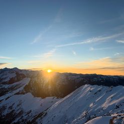 Kedarkantha Trek Distance, Route Guide, and What You Need to Know Before You Go