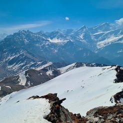 Explore the Himalayas: Must-Do Treks Near Joshimath