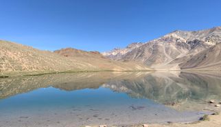 A Journey to the Moon: A Comprehensive Guide to Chandratal Lake