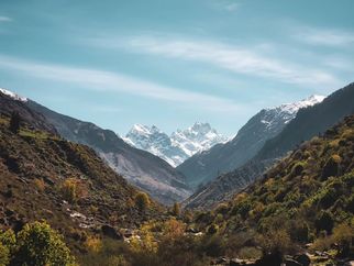 Comparing Har Ki Dun Trek: Winter Chill vs. Summer Bliss