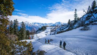 A Complete Travel Guide to Kullu Manali: Best Time, Places &amp; Activities