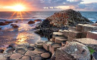 Explore Ireland: Stunning Landscapes &amp; Rich Traditions