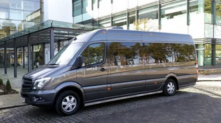 Coaches for Hire Throughout Britain: Expert Operators