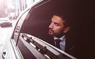 East York Airport Limo Service – Luxury &amp; Reliable Airport Transfers