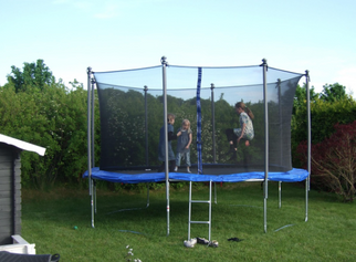 Travel-Friendly Mini Trampolines for Fitness on Trips