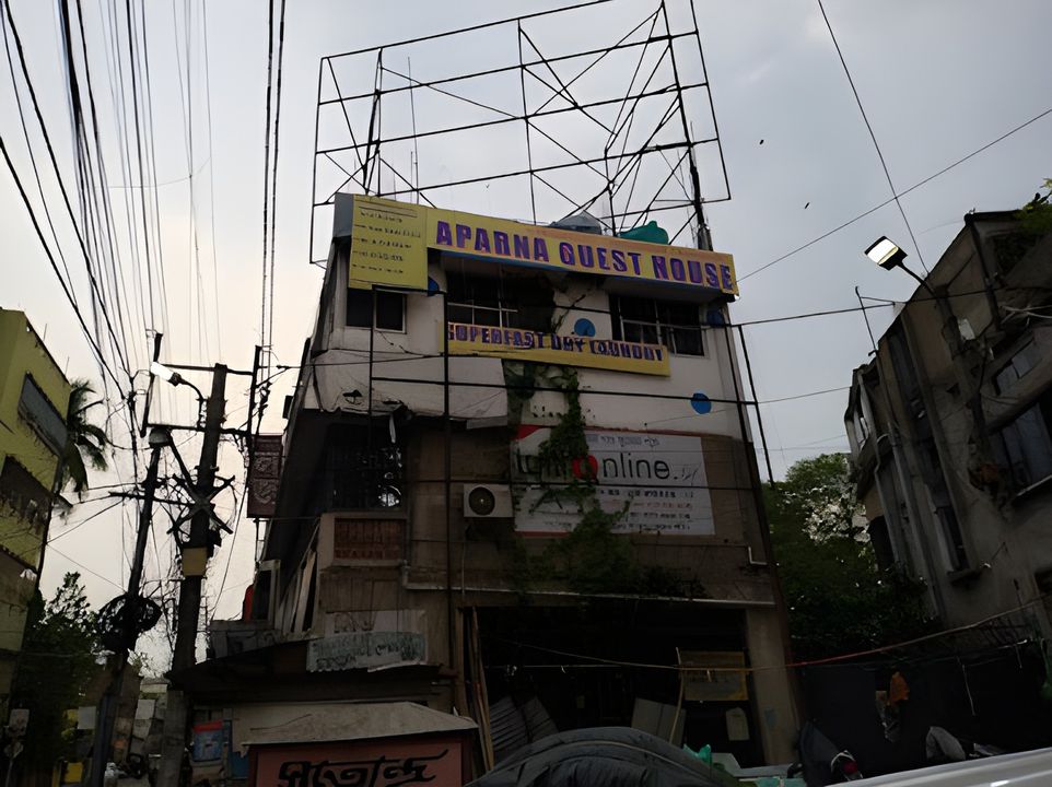 APARNA GUEST HOUSE - Exterior
