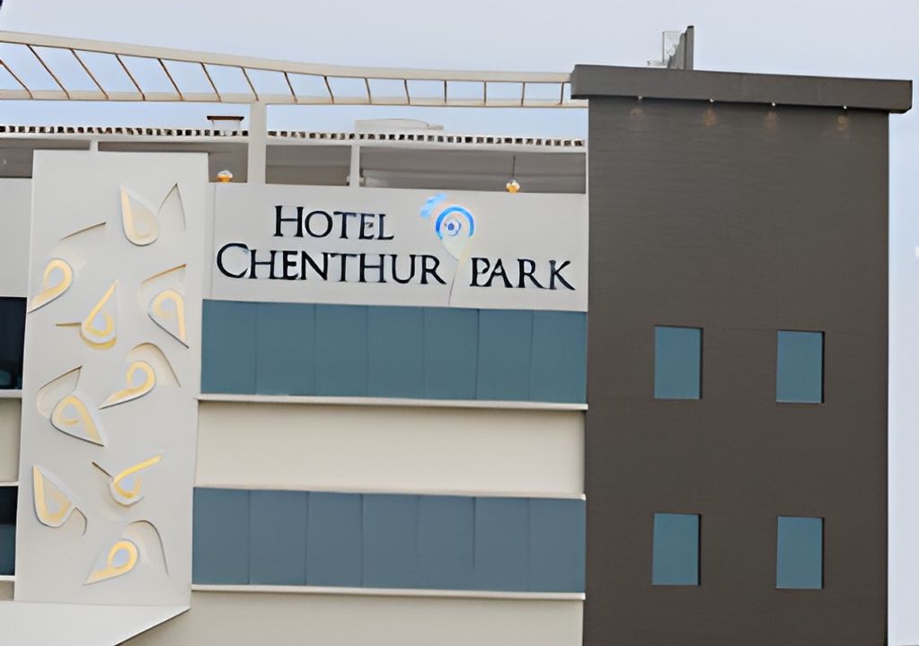 Hotel Chenthur Park - Exterior