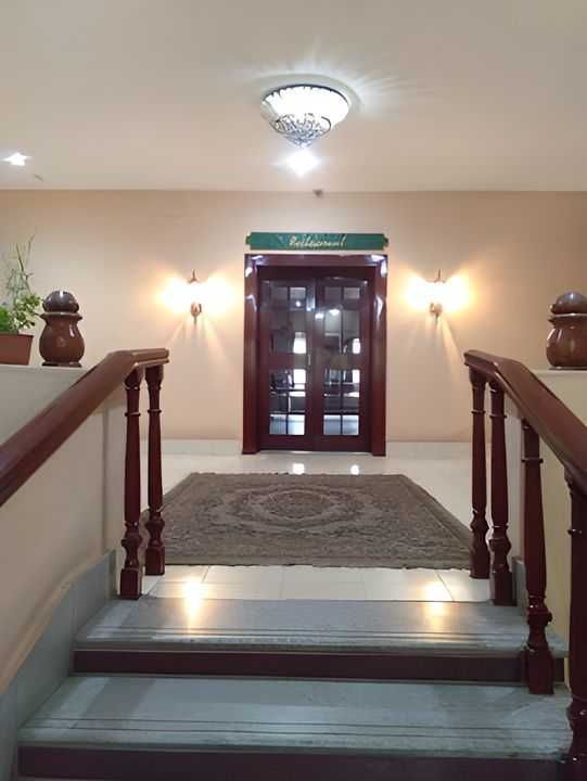 Hotel Indsurya - Exterior