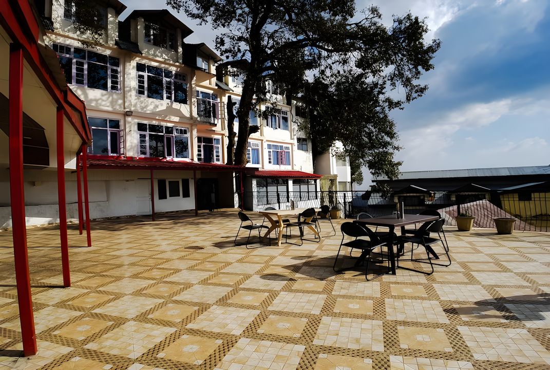 Hotel Pearl Dalhousie - Exterior