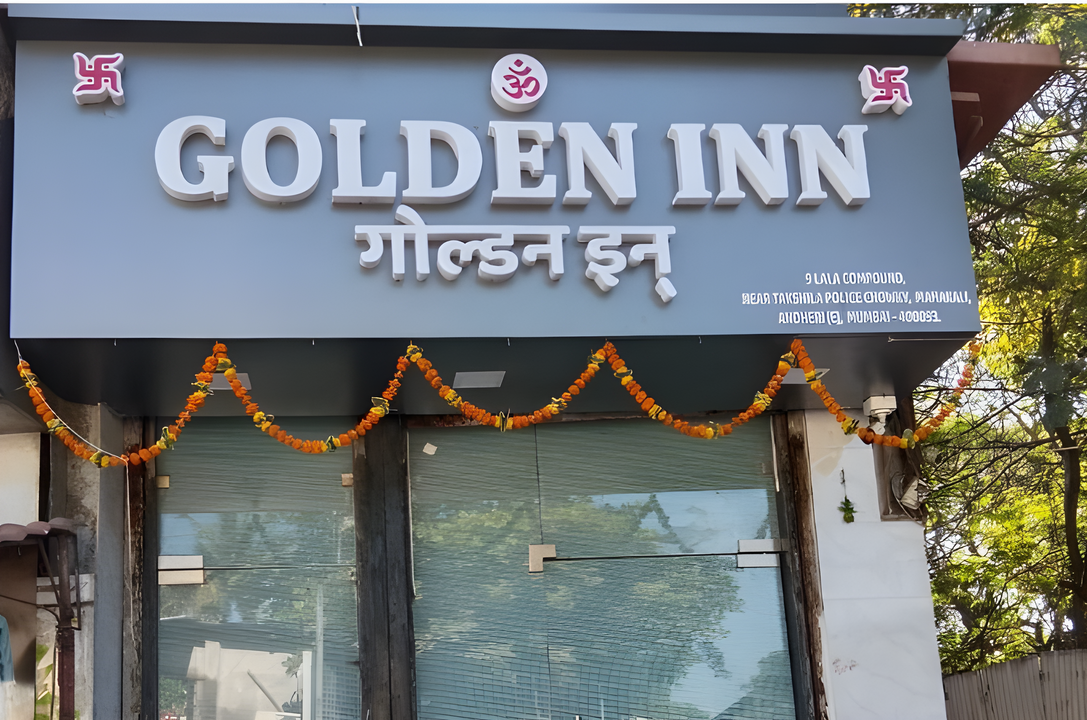 Hotel Golden Inn - Exterior