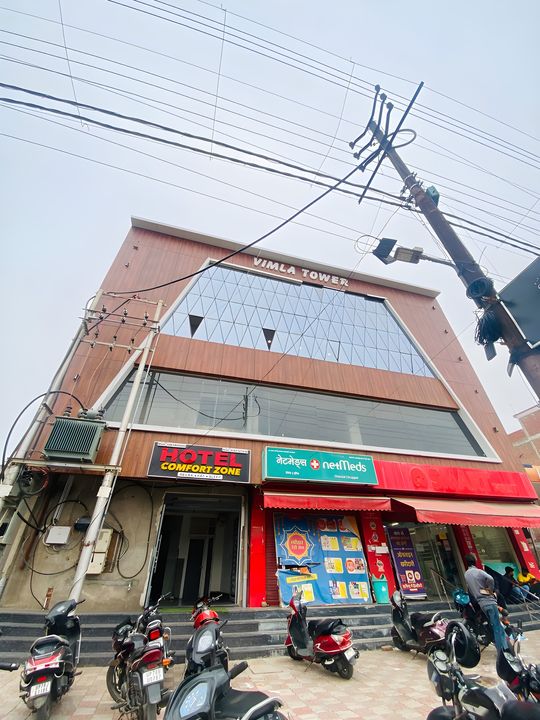 Hotel comfort zone kanpur - Exterior