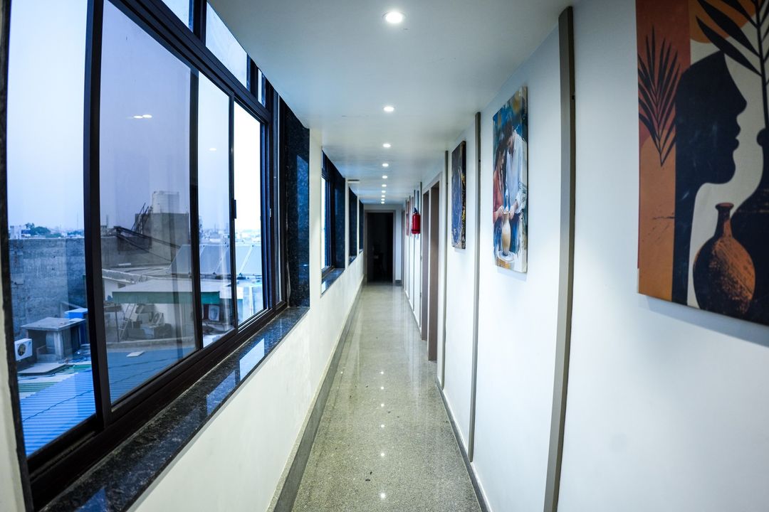 Hotel Crown City-HCC - Exterior