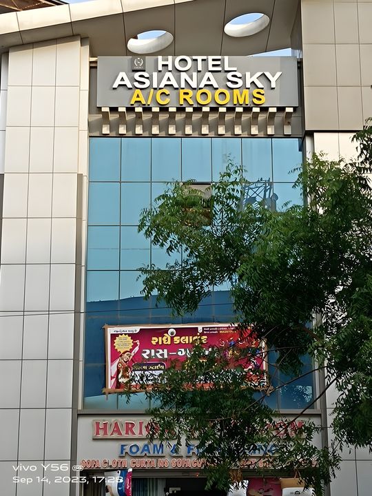 HOTEL ASIANA SKY - Exterior
