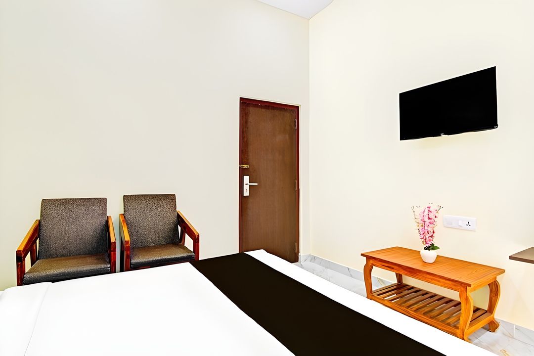 Guest Bedroom