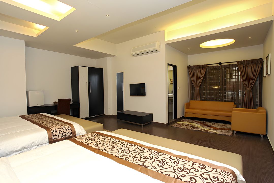 Deluxe Luxury