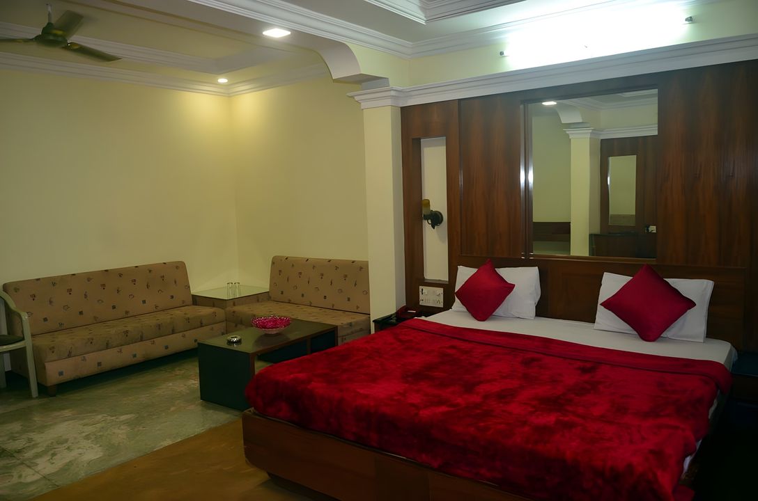 Super Deluxe Room