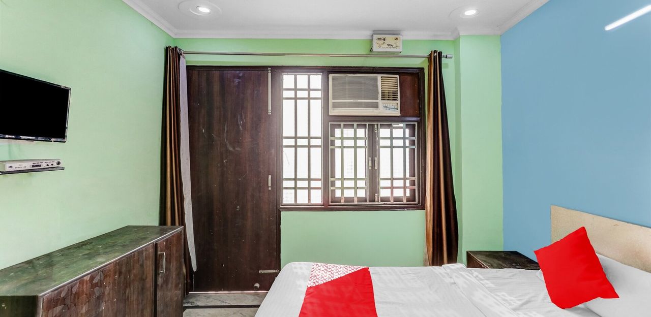 Guestroom