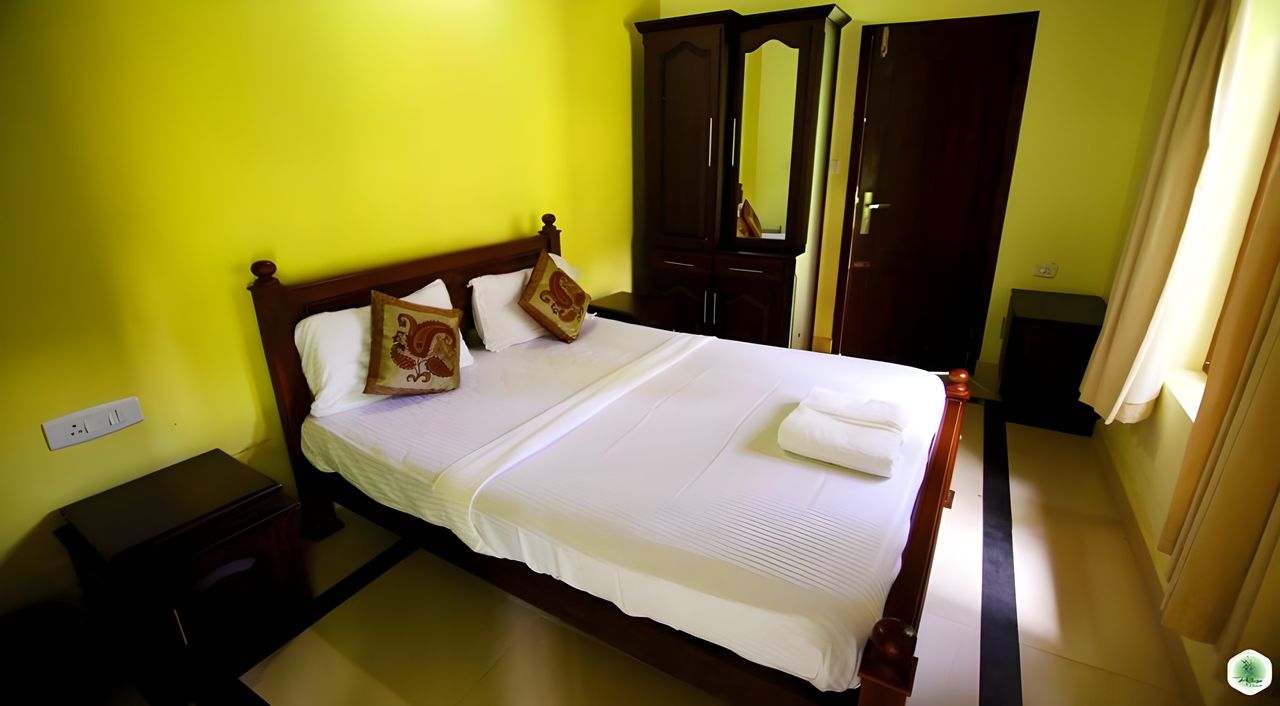2 Bedroom cottage NON-A/C