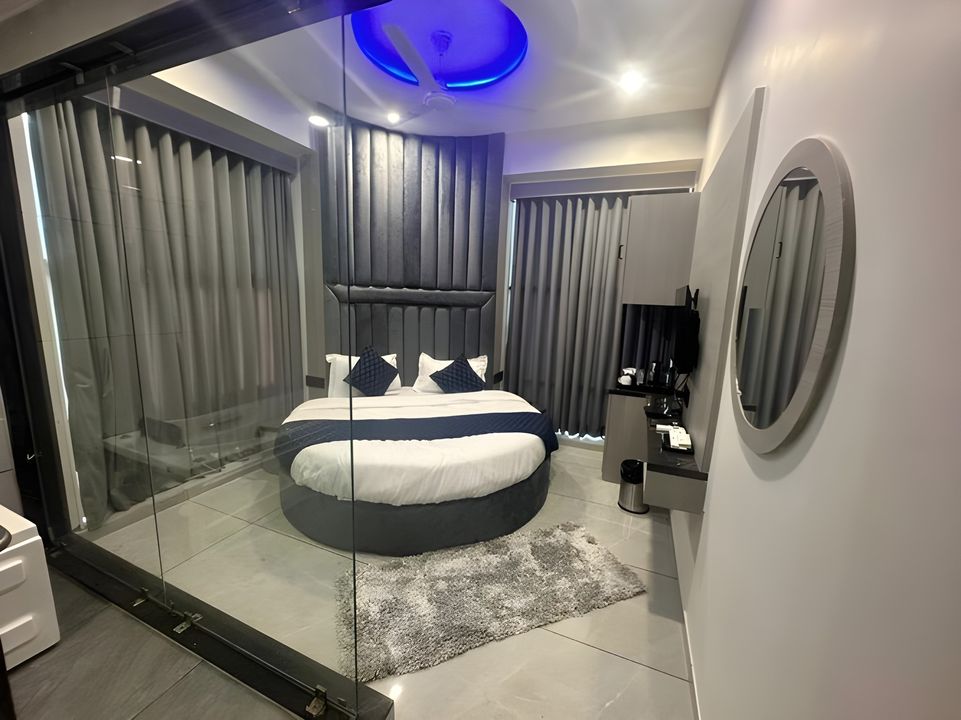 Premium Suite With Jacuzzi