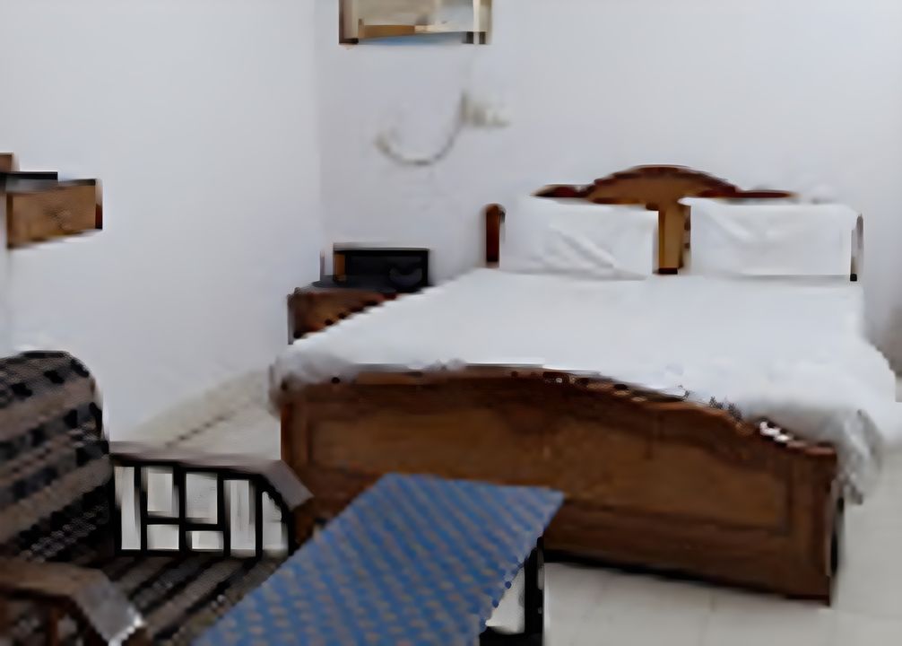 Super Deluxe	Room