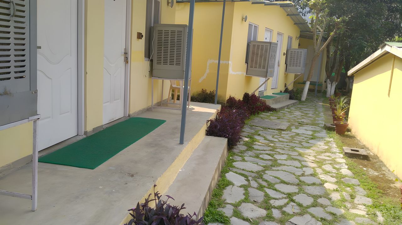 Deluxe Room With AC