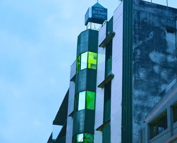 Hotel Green Tower