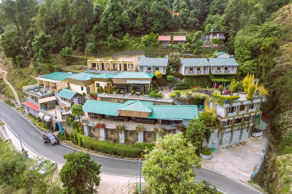 Heritage Resort, Kausani