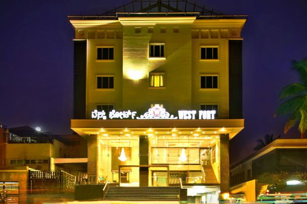 Hotel West Fort