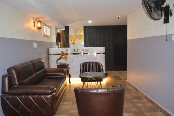 J J COMFORT INN