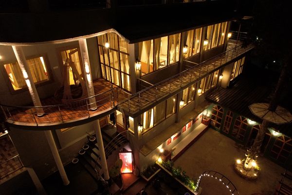 Valna Estate Kausani