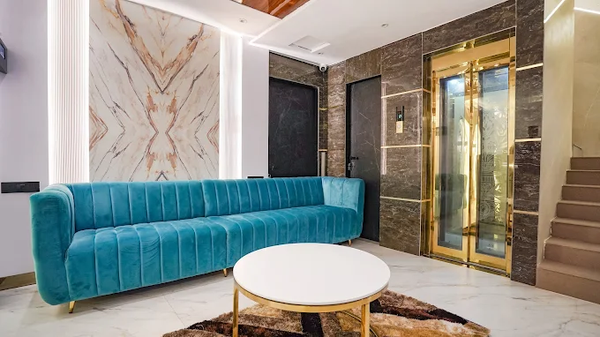Hotel Well Back