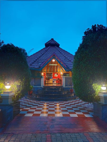 MC Resort