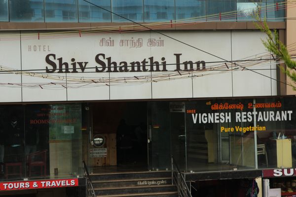 Hotel Shiv Shanthi Inn
