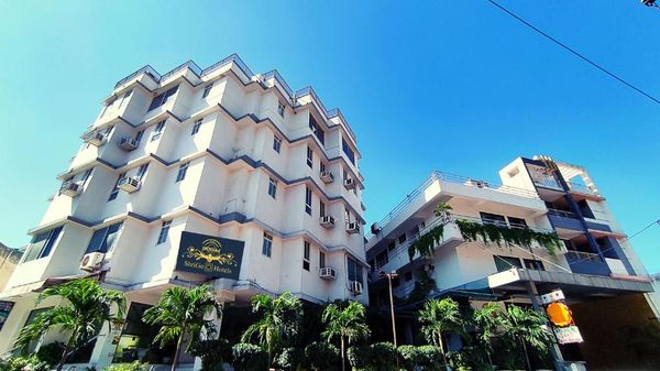 HOTEL DODA'S PALACE