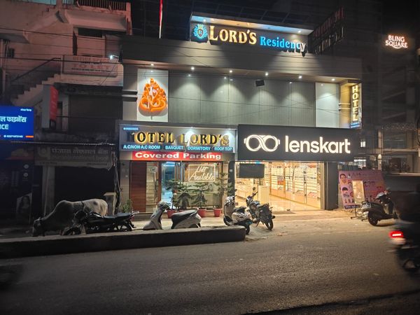 Lord's Residency