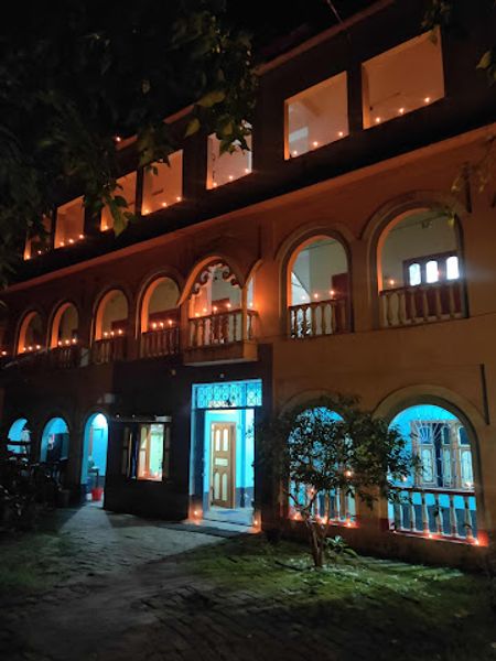 HOTEL KAILASH & GUEST HOUSE