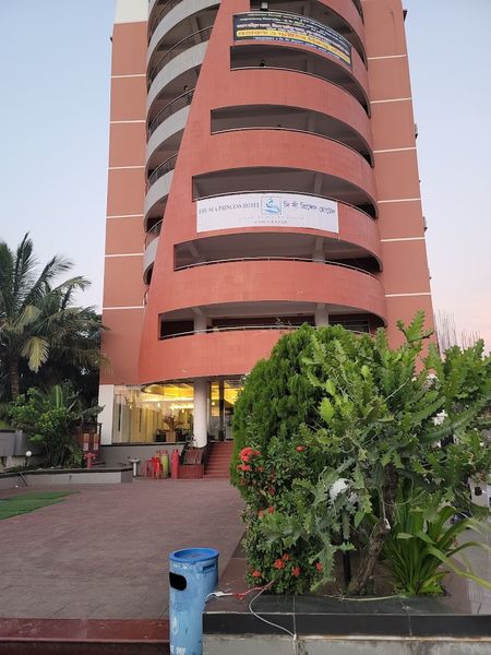 The Sea Princess Hotel