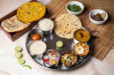 Abhiwa Kitchen | Best Restaurants in Behta Kursi Road